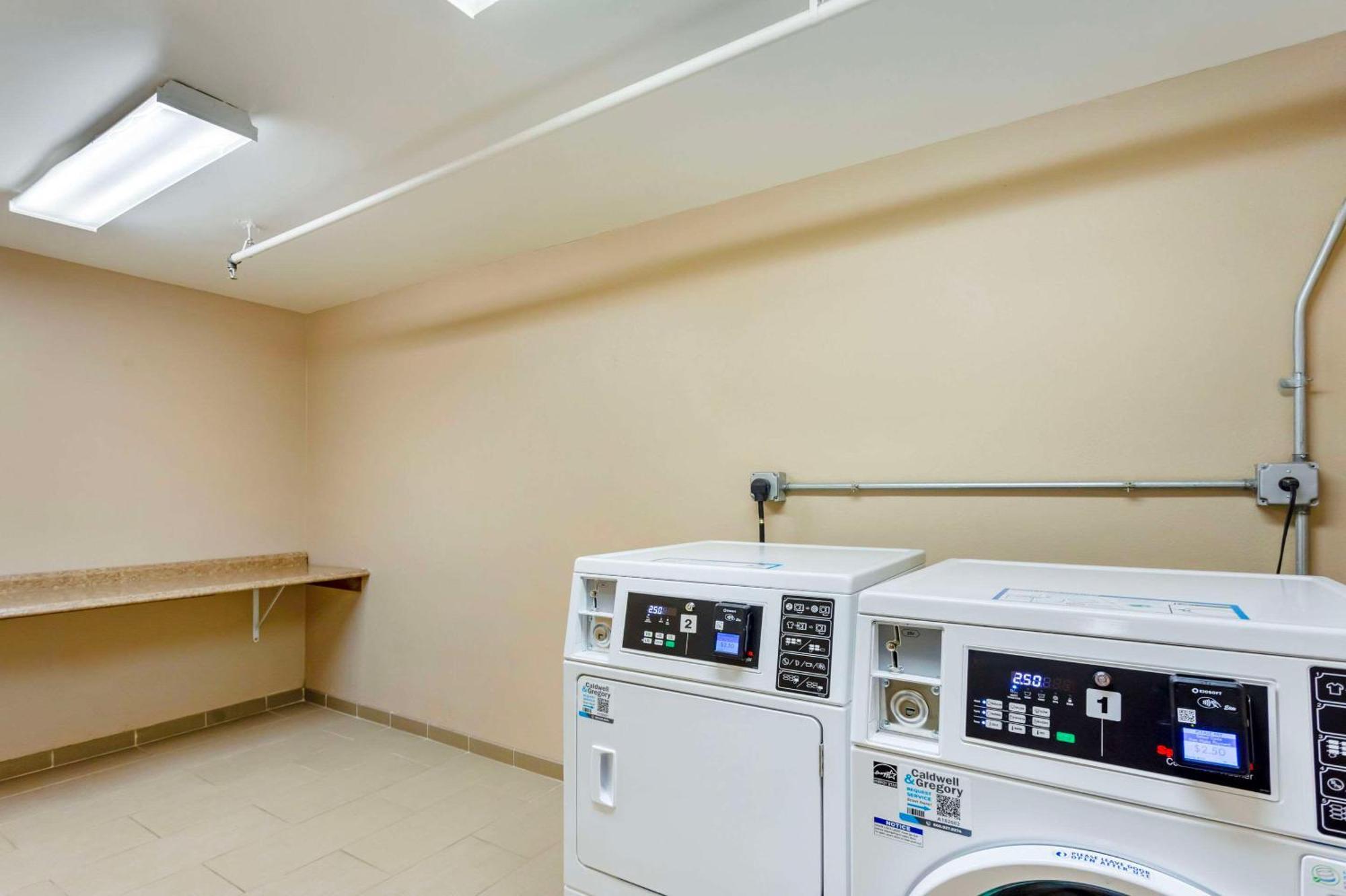 Comfort Inn & Suites Carneys Point Dış mekan fotoğraf
